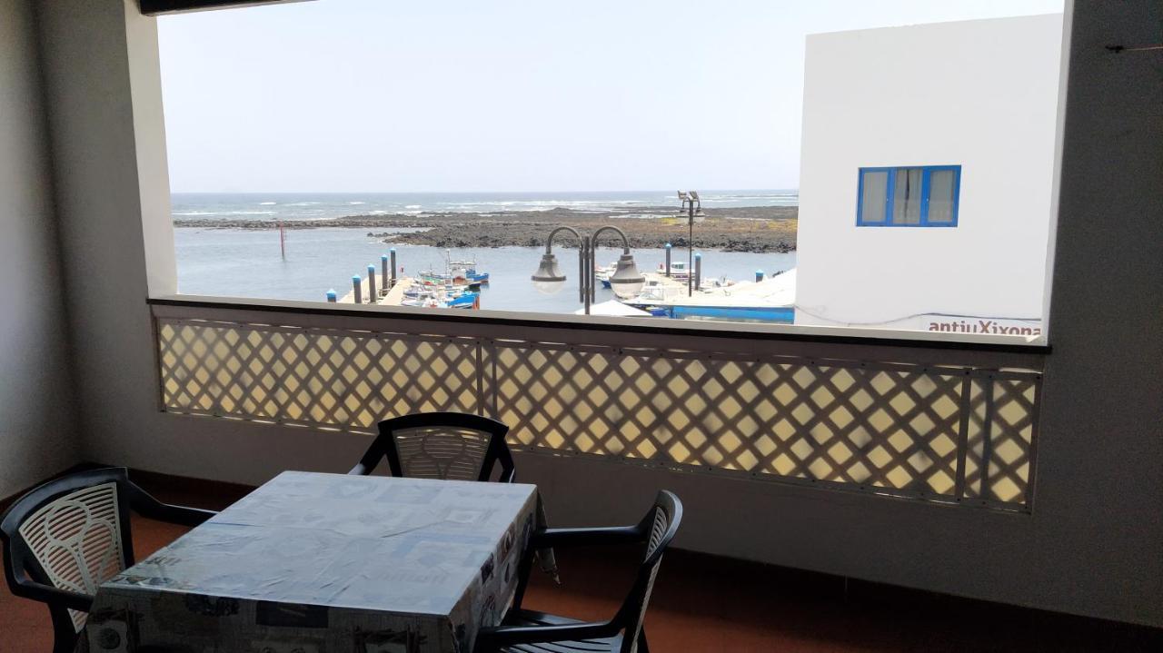 Orzola Frente Al Mar Apartment Bagian luar foto